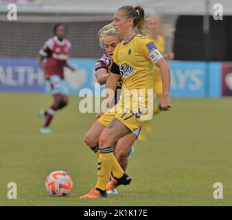 DAGENHAM ENGLAND - SEPTEMBER  18 : Lucy Graham of Everton  in action  during Barclays Women's Super League match between West Ham United Women  agains Stock Photo