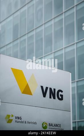 Leipzig, Germany. 19th Sep, 2022. VNG's logo is emblazoned on a sign outside the company's headquarters. The gas supplier - number three on the German market - has run into financial difficulties due to the energy crisis and applied for help from the state. The background to this is a lack of Russian gas supplies, which now have to be replaced expensively from other sources. The company covered around one-fifth of Germany's gas requirements in 2021 and is considered 'systemically important'. Credit: Jan Woitas/dpa/Alamy Live News Stock Photo