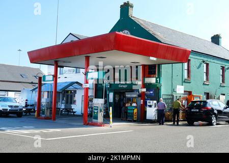 Filling station at Castletownbere, County Cork, Ireland - John Gollop Stock Photo