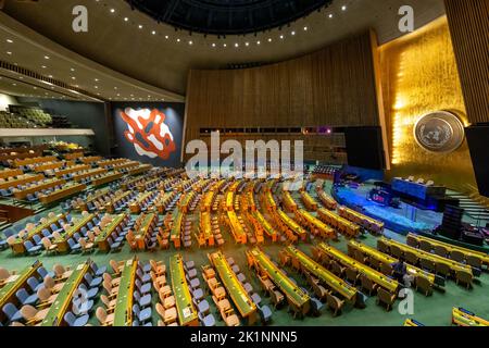 New York, USA. 19th Sep, 2022. Workers check finishing touches in the empty United Nations General Assembly hall in New York City, ahead of the start of the General Debate. World leaders will take the stage starting tomorrow during the 77th annual UN General Assembly. Credit: Enrique Shore/Alamy Live News Stock Photo