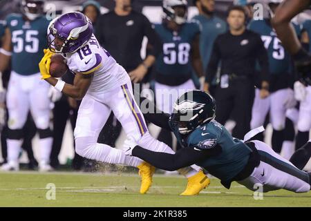 December 18, 2022: Chicago Bears quarterback #1 Justin Fields evades Eagles  #7 Haason Reddick during a game against the Philadelphia Eagles in Chicago,  IL. Mike Wulf/CSM/Sipa USA(Credit Image: © Mike Wulf/Cal Sport