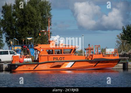 20 September 2022, Mecklenburg-Western Pomerania, Freest: The pilot boat 'Petermann' lies in sunny weather in the harbor of Freust. Photo: Stefan Sauer/dpa Stock Photo