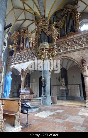 barocke katholische Pfarrkirche Maria Himmelfahrt, Tirol, Oesterreich, Schwaz Stock Photo