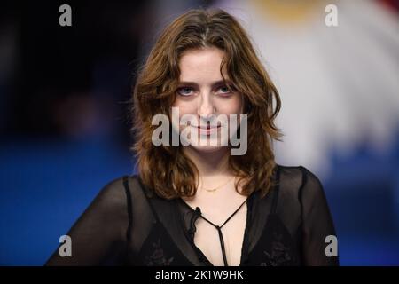 London, UK. 20 September 2022. Birdy attending the UK premiere of Catherine Called Birdy at the Curzon Mayfair cinema, London . Picture date: Tuesday September 20, 2022. Photo credit should read: Matt Crossick/Empics/Alamy Live News