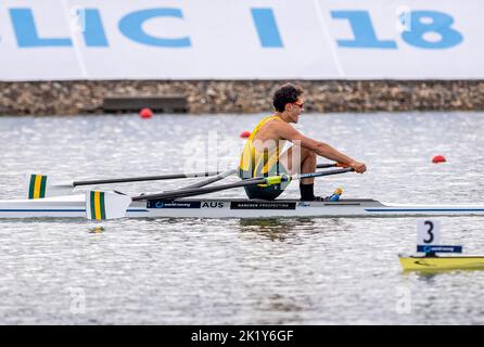 Racice, Czech Republic. 21st Sep, 2022. Hamish Harding of Australia competing during Day 4 of the 2022 World Rowing Championships at the Labe Arena Racice on September 21, 2022 in Racice, Czech Republic. Credit: Ondrej Hajek/CTK Photo/Alamy Live News Stock Photo