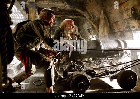 MACKENZIE CROOK, LEE ARENBERG, PIRATES OF THE CARIBBEAN: DEAD MAN'S CHEST, 2006 Stock Photo