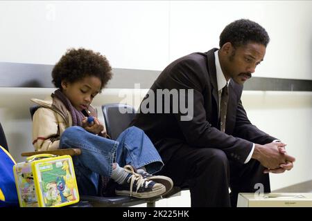 JADEN SMITH, WILL SMITH, THE PURSUIT OF HAPPYNESS, 2006 Stock Photo