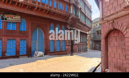 Street View of Divided Rampuria Haveli, Bikaner, Rajasthan, India Stock ...