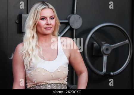 LOS ANGELES, CALIFORNIA, USA - SEPTEMBER 21: Canadian actress Elisha Cuthbert arrives at the World Premiere Of Redbox Entertainment and Quiver Distribution's 'Bandit' held at the Harmony Gold Theater on September 21, 2022 in Los Angeles, California, United States. (Photo by Xavier Collin/Image Press Agency) Stock Photo