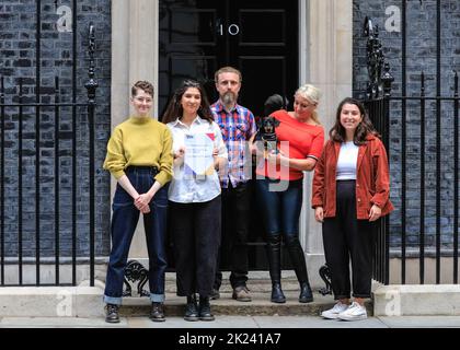 London, UK. 22nd Sep, 2022. Organise, a workers organisation, hand in a report and petition demanding action on the Cost of Living Crisis at Downing Street today. Several petitions, all centred on the Cost of Living Crisis were seen to be handed in this week. Credit: Imageplotter/Alamy Live News