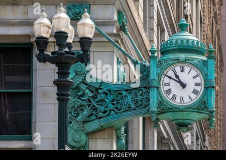 Old public clock outside Macy's store, Chicago, Illinois, USA Stock Photo