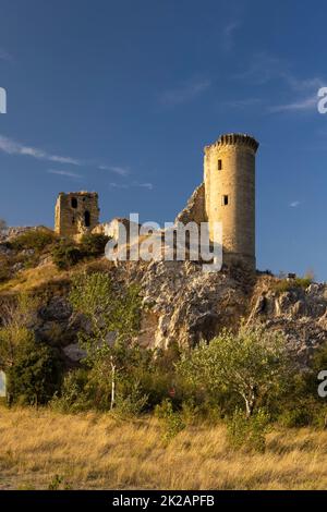 Chateau de lÂ´Hers ruins near Chateauneuf-du-Pape, Provence, France Stock Photo