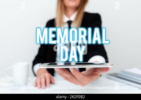 Writing displaying text Memorial Day. Business overview remembering the military personnel who died in service App Developer Presenting New Program, Displaying Upgraded Device Stock Photo