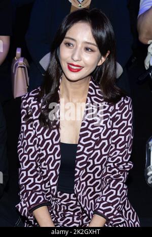 SHANGHAI, CHINA - SEPTEMBER 22, 2022 - Actress Tong Liya attends the SS 2023 Shanghai Fashion Week in Shanghai, China, Sept 22, 2022. Stock Photo