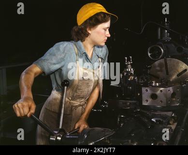 Female industrial worker, Second World War, USA 1940's Stock Photo