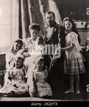 Family of Tsar Nicholas II of Russia photographed in 1904-05 Stock Photo