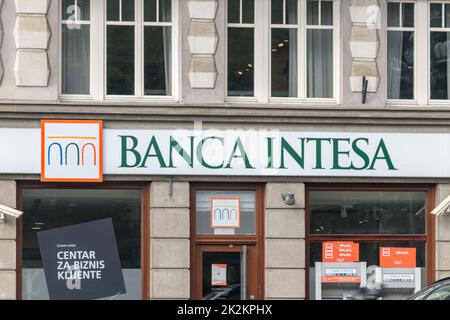 Belgrade, Serbia - June 7, 2022: Logo of Intesa Sanpoalo Banka. Stock Photo