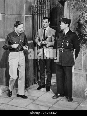 Wild and Wonderful USA, 1963 Director Michael Anderson on the set with Tony Curtis. Stock Photo