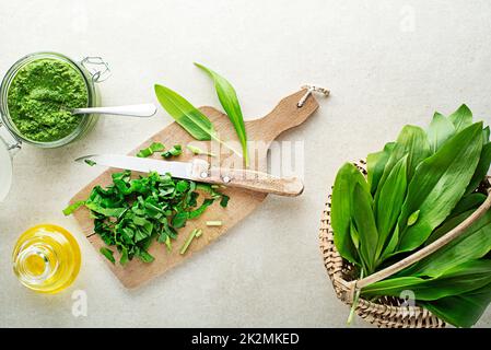 wild garlic pesto Stock Photo