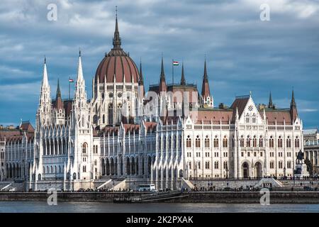 The Hungarian Parliament Building as seen from across the Danube. Budapest, Hungary Stock Photo