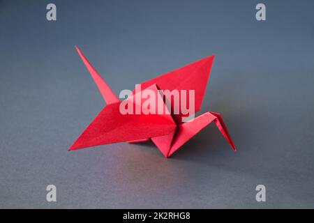 Origami swan red hi-res stock photography and images - Alamy