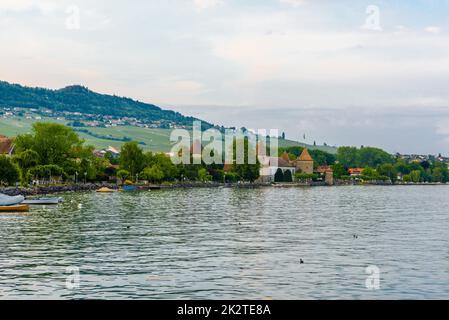 Sunset with reflections on beautiful Geneva lake, Switzerland Stock Photo