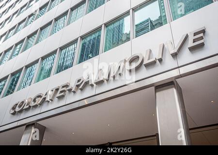 USA. 22nd Sep, 2022. Marquee at the main entrance to the Cplgate Palmolive Headquarters building in Manhattan. (Photo by Erik McGregor/Sipa USA) Credit: Sipa USA/Alamy Live News Stock Photo