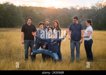 TOP-25 Funny Large Group Photo Ideas - RetouchMe