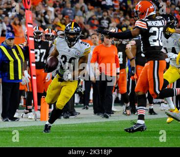 First Energy Stadium. 22nd Sep, 2022. Myles Garrett #95 during the  Pittsburgh Steelers vs Cleveland Browns game in Cleveland, OH at First  Energy Stadium. Jason Pohuski/CSM/Alamy Live News Stock Photo - Alamy