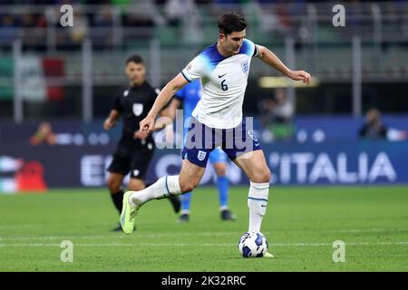 Milan, Italy. 23rd Sep, 2022. Harry Maguire of England in action during the Uefa Nations League Group 3 football match between Italy and England at San Siro on September 23, 2022 in Milan, Italy. Credit: Marco Canoniero/Alamy Live News Stock Photo