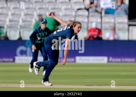 London, UK. 24 September 2022.  England’s Kate Cross as England women take on India in the 3rd Royal London One Day International at Lords. David Rowe/Alamy Live News. Stock Photo