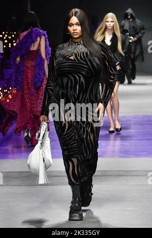 Precious Lee walks the runway during the Etam Winter 2019/Summer 2020