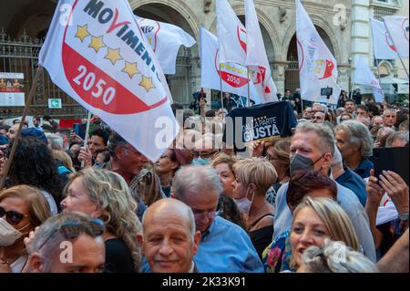 Rome, Italy 23/09/2022: M5S closing of the electoral campaign for the Italian general election. Piazza SS Apostoli. © Andrea Sabbadini Stock Photo