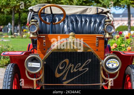 Vintage Opel 4 Doktorwagen Tourer, Germany 1908, 4-cylinder, 1. 029 ccm, 8 hp, 4-speed, 525 kg, 50 km h, detail view, Classic Gala, International Stock Photo