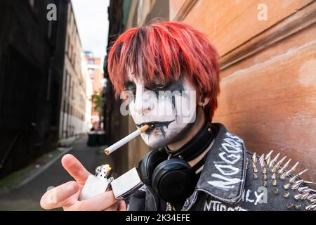 Glasgow, Scotland, UK. 24th September 2022: Stylish character in Buchanan Street. Credit: Skully/17�Թ����� Live News Stock Photo