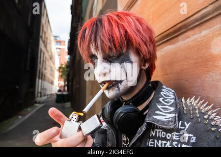 Glasgow, Scotland, UK. 24th September 2022: Stylish character in Buchanan Street. Credit: Skully/17�Թ����� Live News Stock Photo
