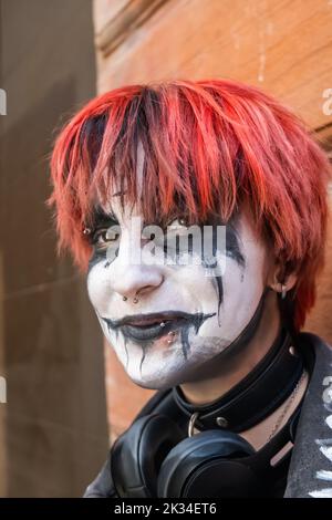 Glasgow, Scotland, UK. 24th September 2022: Stylish character in Buchanan Street. Credit: Skully/17�Թ����� Live News Stock Photo