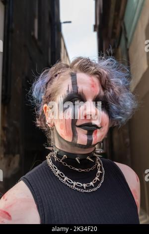 Glasgow, Scotland, UK. 24th September 2022: Stylish character in Buchanan Street. Credit: Skully/17�Թ����� Live News Stock Photo