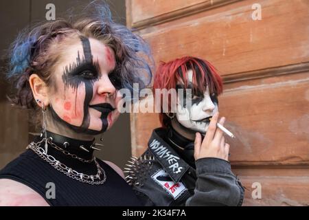 Glasgow, Scotland, UK. 24th September 2022: Stylish characters in Buchanan Street. Credit: Skully/17�Թ����� Live News Stock Photo