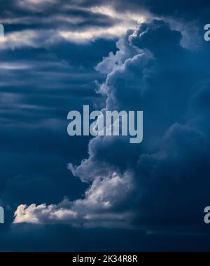 Evening Cumulus clouds form a spectacular show in the sky over Worcestershire, England. Stock Photo