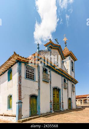 Facade of a time-worn baroque church in the historic town of Diamantina in the state of Minas Gerais Stock Photo