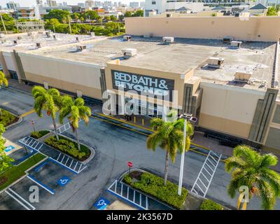 aventura, FL, USA - September 19, 2022: Aerial photo Bed Bath and Beyond Stock Photo