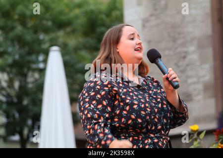 Ricarda Lang, Federal Chairwoman of the Green Party of Germany, speaking during the party's election campaign in Göttingen. (Photo by Tubal Sapkota/Pacific Press) Credit: Pacific Press Media Production Corp./Alamy Live News Stock Photo