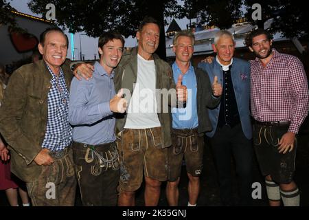 MUNICH, Germany. , . actor Ralf MOELLER, former Bodybuilder and Mr. Universum seen in the Marstall Beerhall, and Christopher Schwarzenegger, Patrick Schwarzenegger, sons of former Governer of the state of California, with Siegfried ABELE and Daniel Marshall, Oktoberfest in the Marstall beer hall with the special guest from Los Angeles/USA - Credit: SPP Sport Press Photo. /Alamy Live News Stock Photo