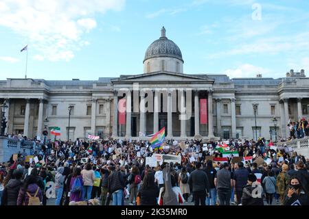 London, UK. 24th September, 2022. Thousands of protesters in Trafalgar Square stood in solidarity with Mahsa Amini, a 22-year-old woman who was detained for wearing improper attire, and died following contact with the morality police sparking off protests in Iran and worldwide. Credit: Eleventh Hour Photography/Alamy Live News Stock Photo