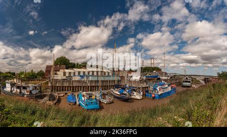 A small inlet on the River Humber at Barton upon Humber, Lincolnshire, UK Stock Photo