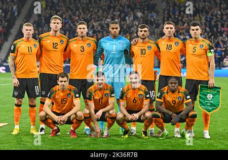 Glasgow, Scotland, 24th September 2022.    The Republic of Ireland team before the UEFA Nations League match at Hampden Park, Glasgow. Picture credit should read: Neil Hanna / Sportimage Stock Photo
