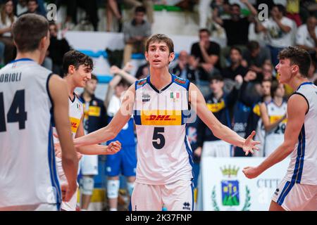 September 24, 2022, Montesilvano, Pescara, Italy: Mattia Orioli (ITA) during the semifinals of the CEV U20 Volleyball European Championship 2022 in Montesilvano  (Credit Image: © Elena Vizzoca/Pacific Press via ZUMA Press Wire) Stock Photo