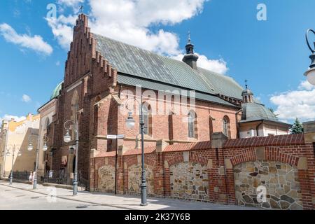 Krosno, Poland - June 12, 2022: Church of the Franciscan Friars in Krosno. Stock Photo