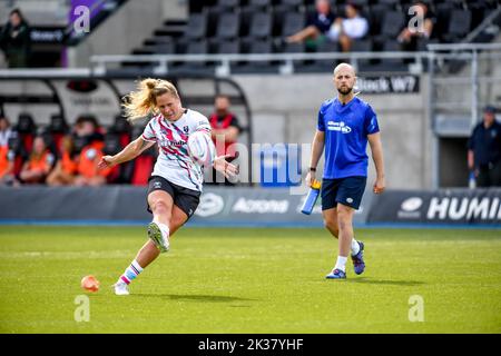 *** during the Allianz Cup match between Saracens Women and Bristol Bears Women at the StoneX Stadium, London, England on 25 September 2022. Photo by Phil Hutchinson. Editorial use only, license required for commercial use. No use in betting, games or a single club/league/player publications. Credit: UK Sports Pics Ltd/Alamy Live News Stock Photo